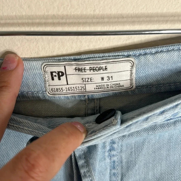 Free People Light Wash Cotton/Linen Wide Leg Jeans Size 31 - Picture 2 of 9